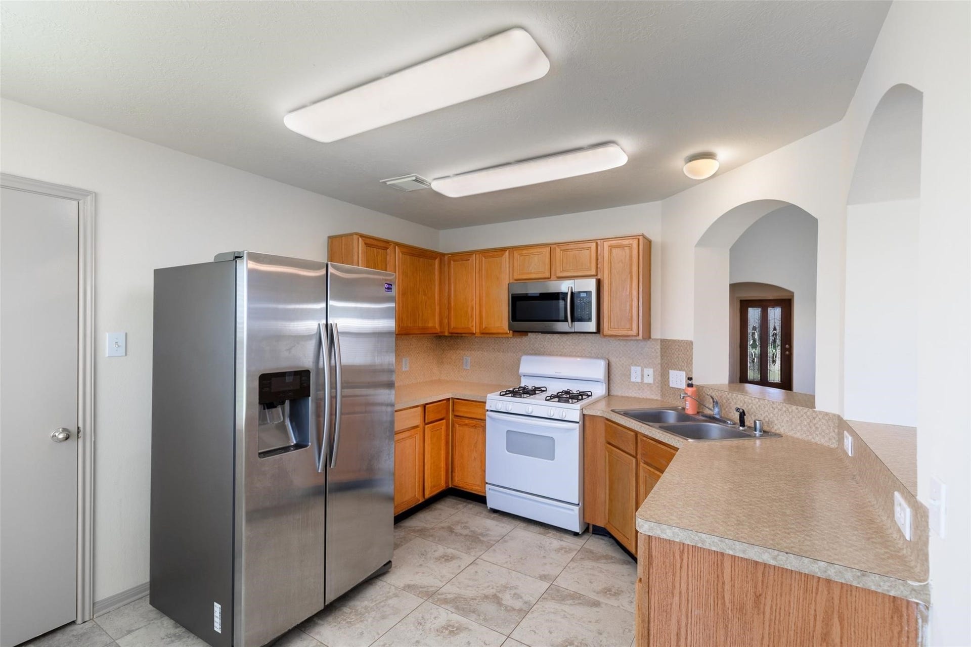 20002 Bluecreek Ridge, Katy, TX 77449 20002 Bluecreek Ridge, Katy, TX 77449
