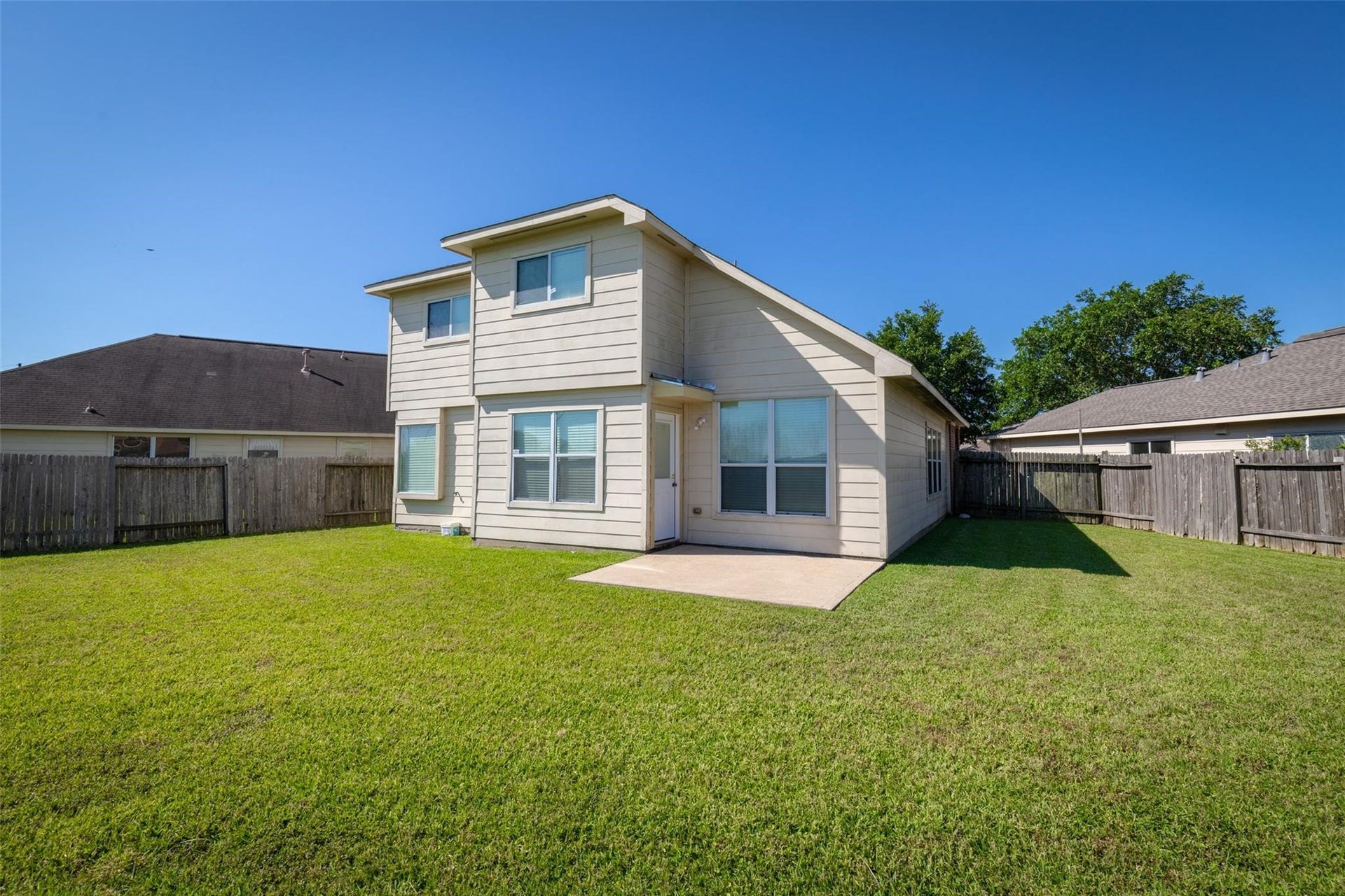 20002 Bluecreek Ridge, Katy, TX 77449 20002 Bluecreek Ridge, Katy, TX 77449