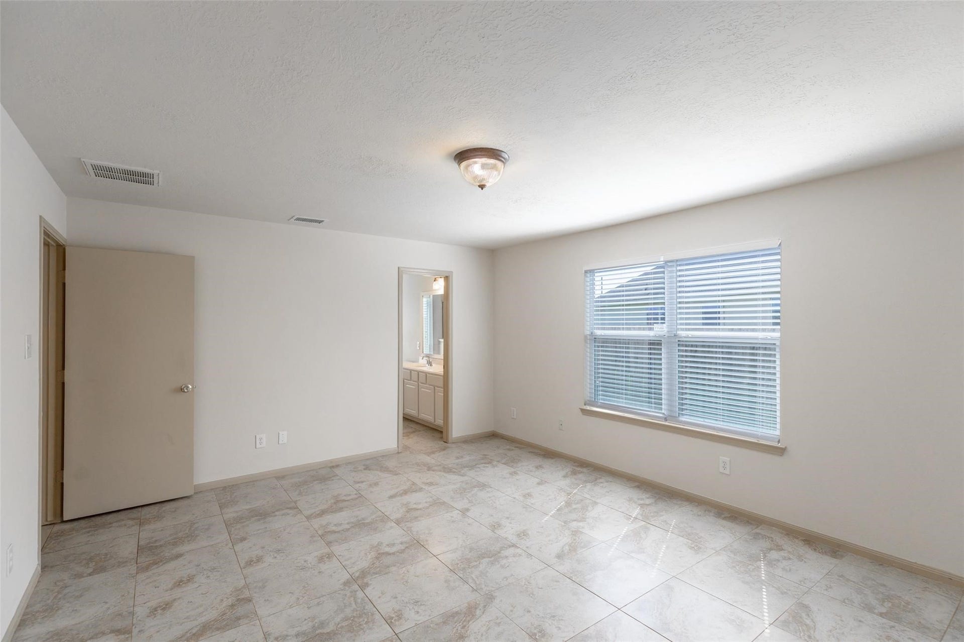 20002 Bluecreek Ridge, Katy, TX 77449 20002 Bluecreek Ridge, Katy, TX 77449