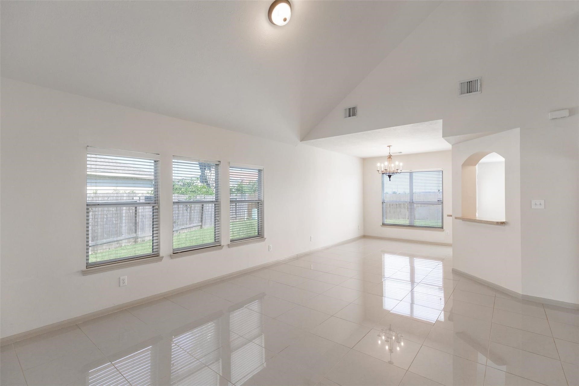 20002 Bluecreek Ridge, Katy, TX 77449 20002 Bluecreek Ridge, Katy, TX 77449