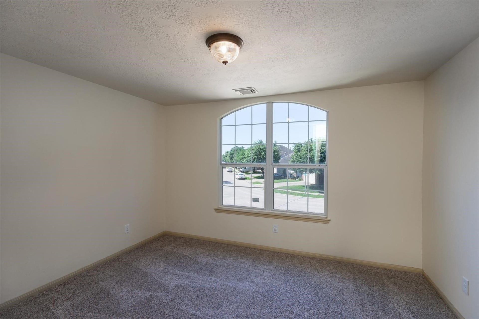 20002 Bluecreek Ridge, Katy, TX 77449 20002 Bluecreek Ridge, Katy, TX 77449