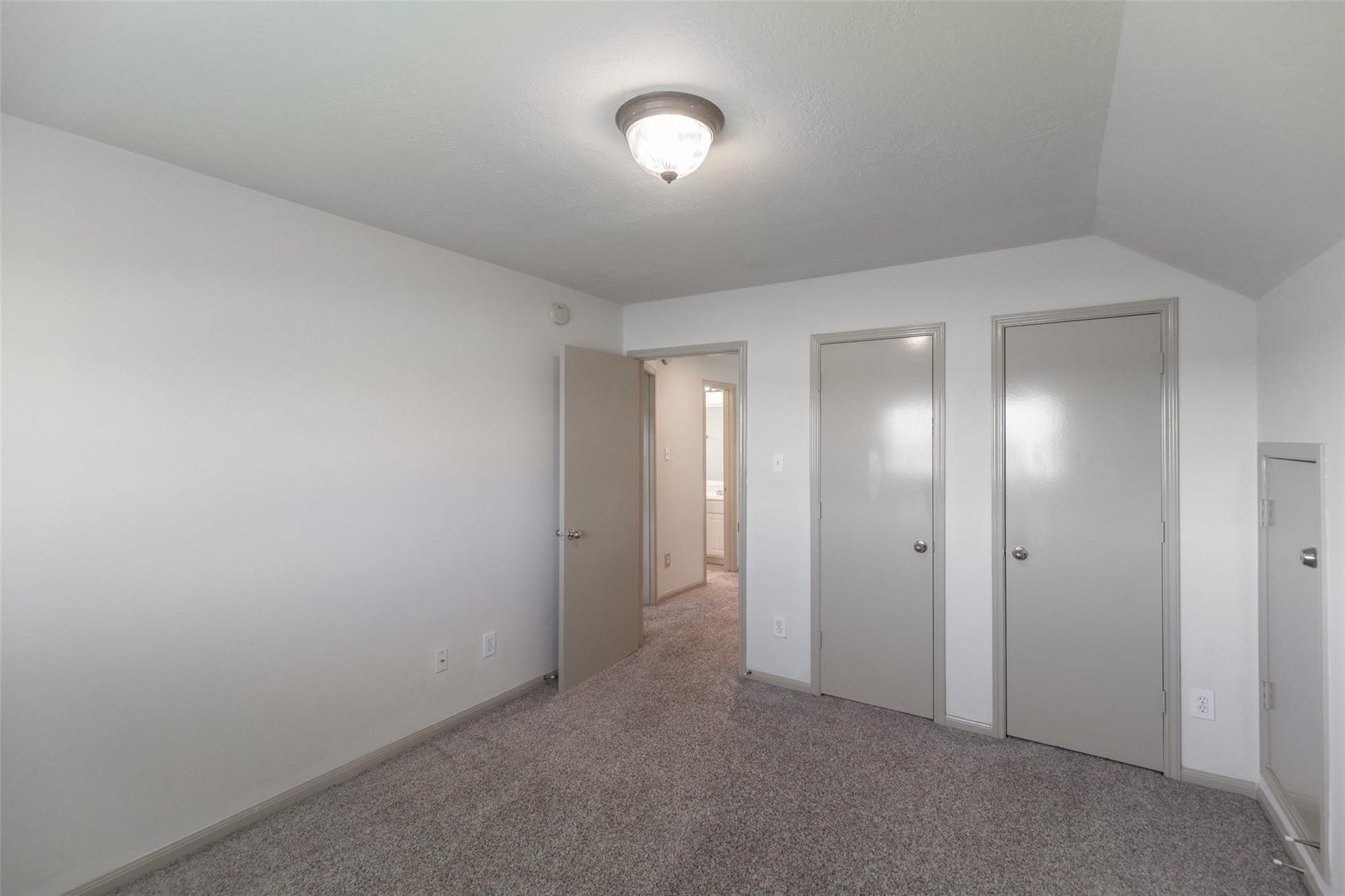 20002 Bluecreek Ridge, Katy, TX 77449 20002 Bluecreek Ridge, Katy, TX 77449
