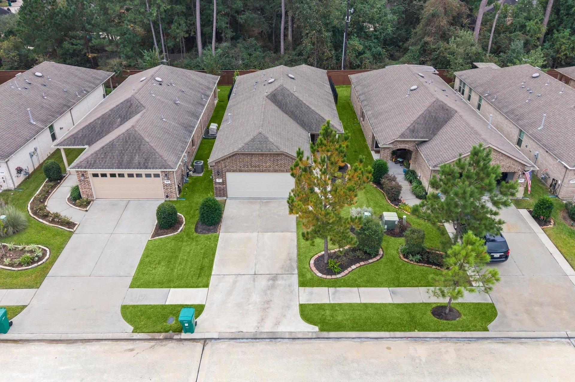 317 Fell Lane, Spring, TX 77382 Beautiful home in the gated community of Del Webb, The Woodlands.