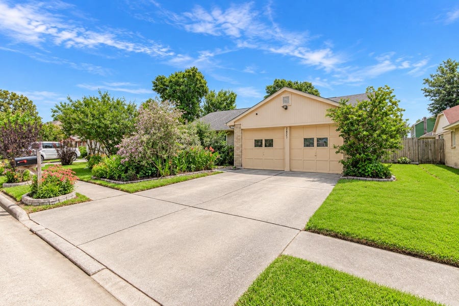 Property photo for 3627 Cheaney Drive, Houston, TX