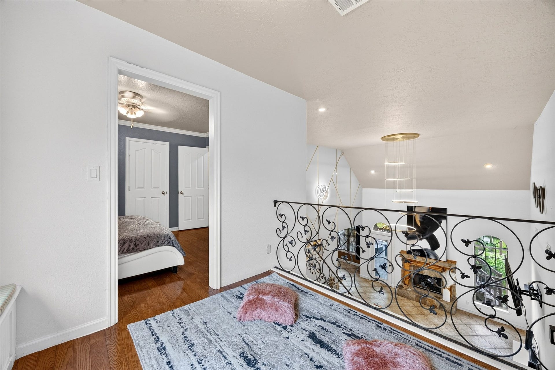 21427 Tophill Drive, Spring, TX 77388