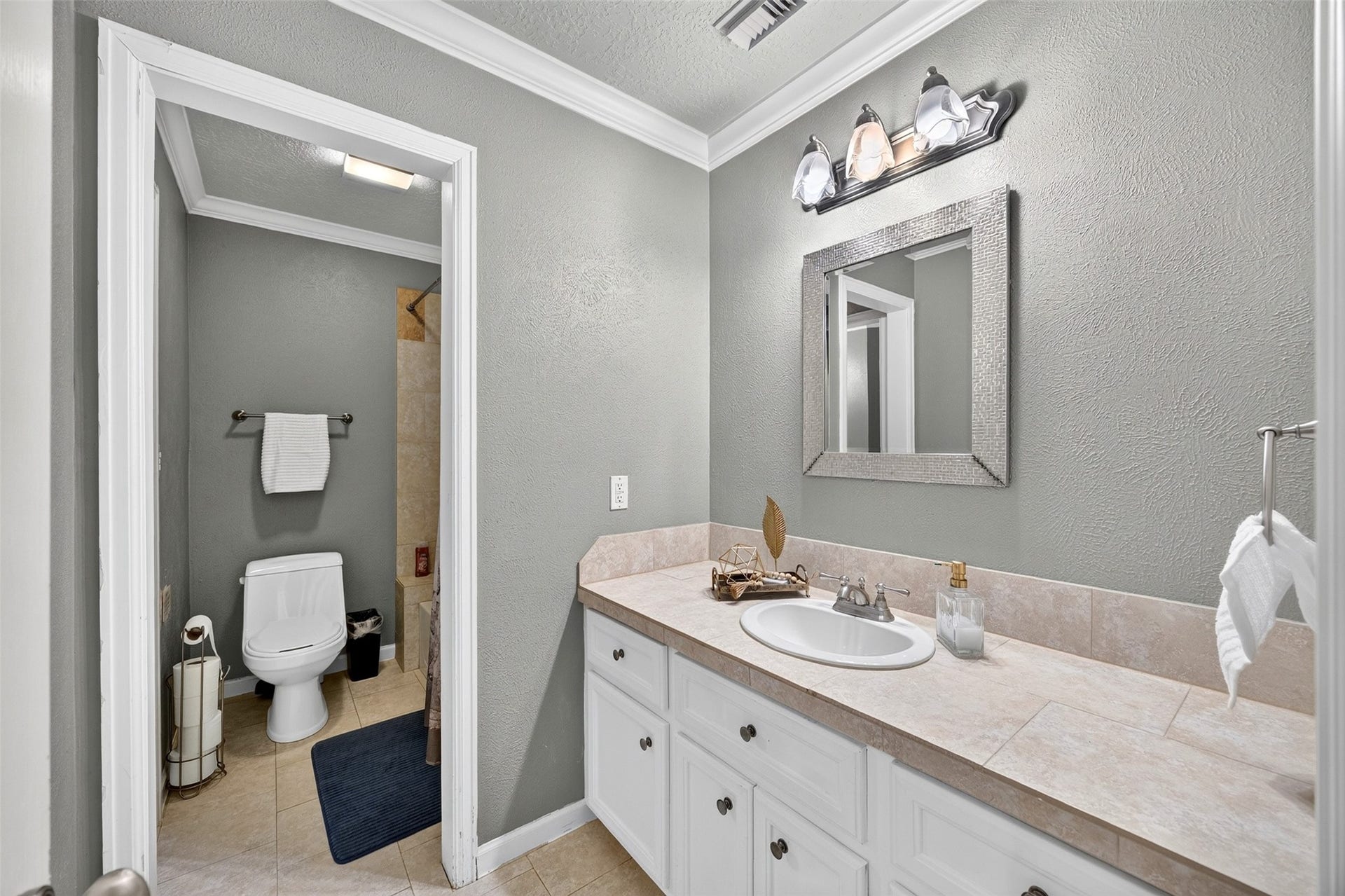 21427 Tophill Drive, Spring, TX 77388