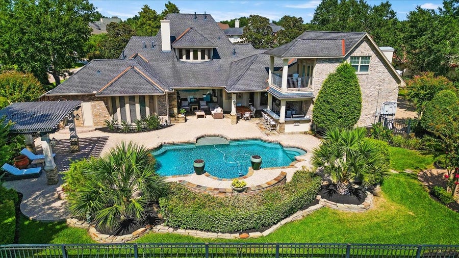 Property photo for 26407 Hollow Stone Lane, Cypress, TX