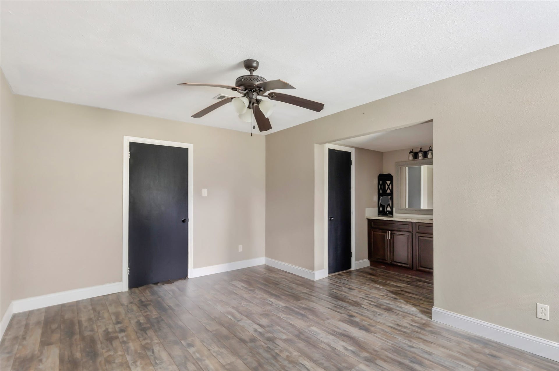 20906 Flaming Arrow Trail, Crosby, TX 77532 Primary