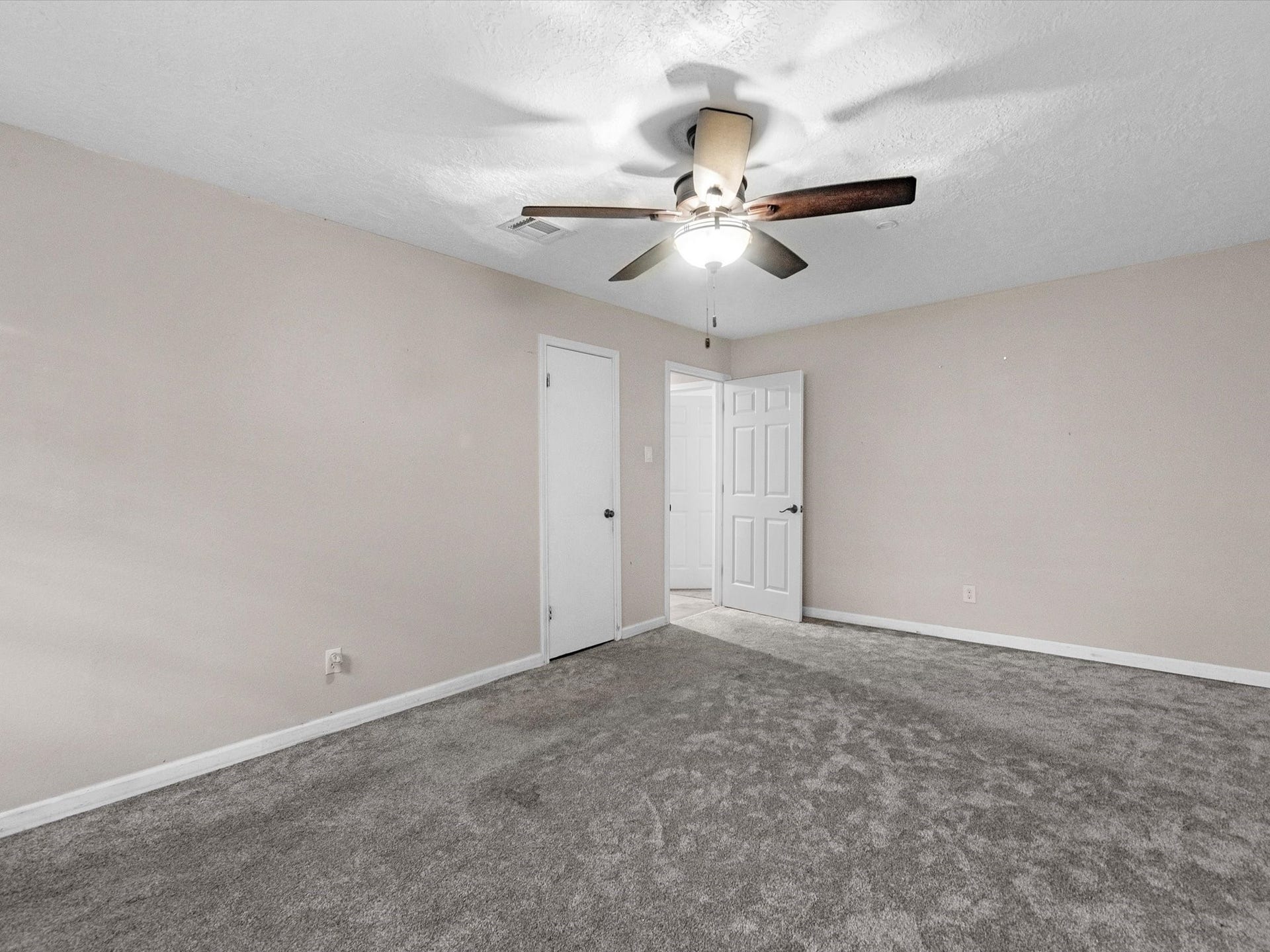 4318 Ponca Street, Pasadena, TX 77504 4318 Ponca Street, Pasadena, TX 77504
