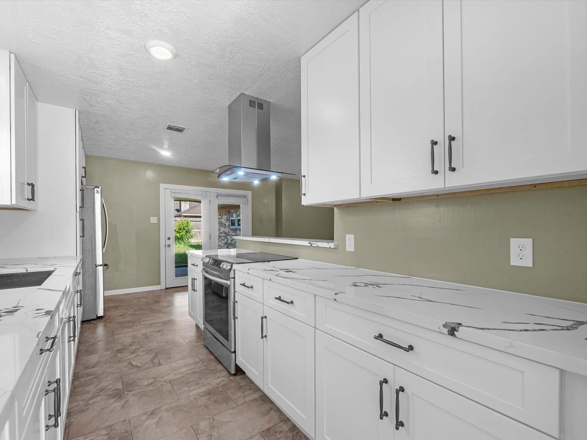 4318 Ponca Street, Pasadena, TX 77504 4318 Ponca Street, Pasadena, TX 77504
