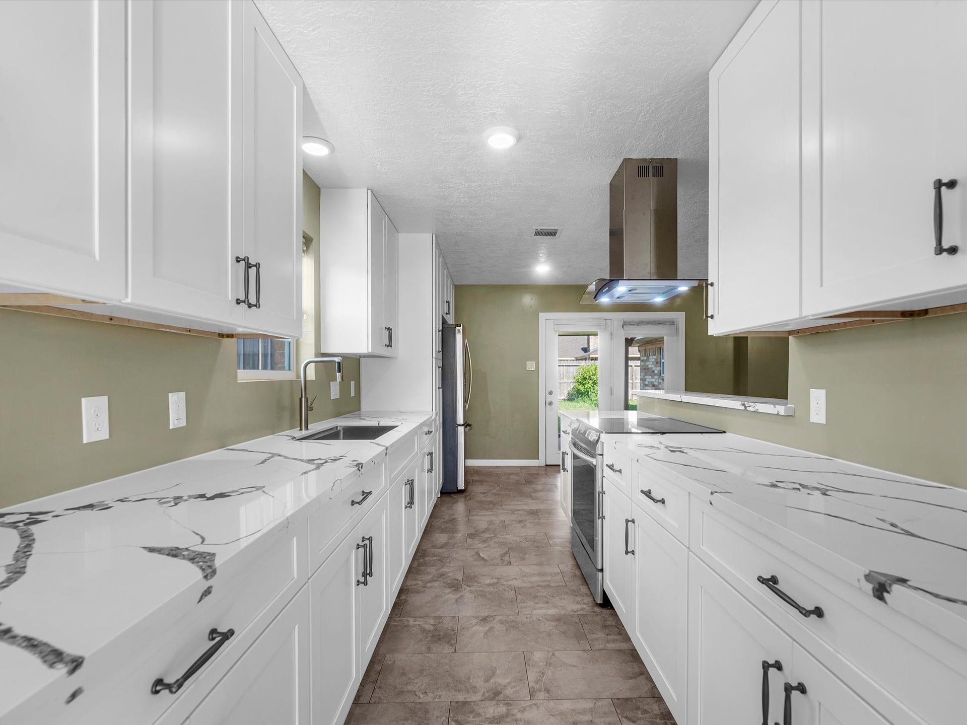 4318 Ponca Street, Pasadena, TX 77504 4318 Ponca Street, Pasadena, TX 77504