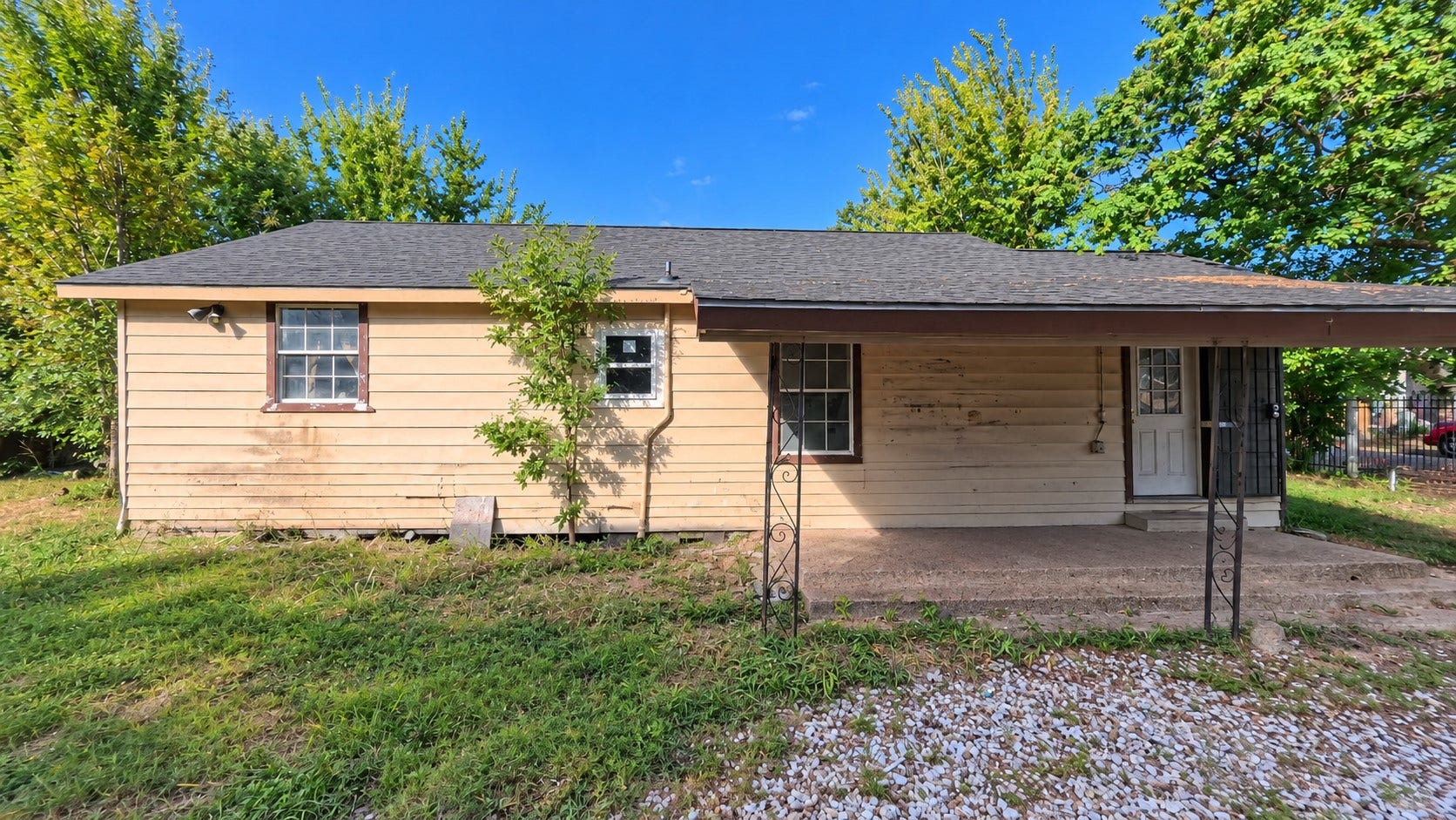 925 Lakin Avenue, Pasadena, TX 77506 925 Lakin Avenue, Pasadena, TX 77506