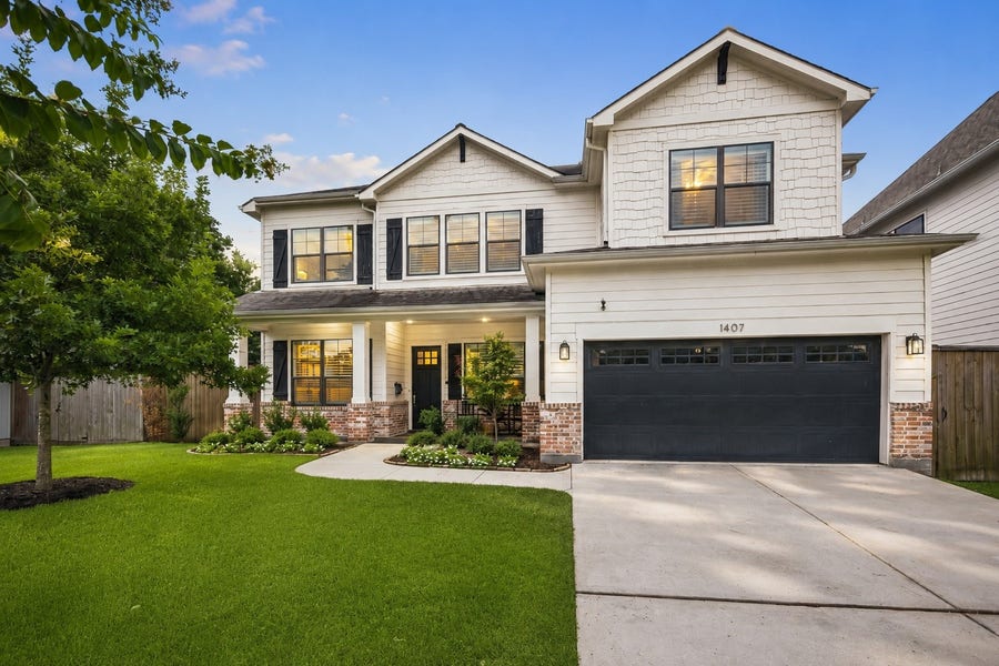 Property photo for 1407 Richelieu Lane, Houston, TX