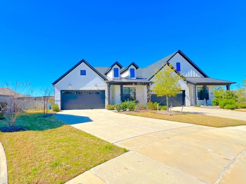 Property photo for 15335 Leal Rancho Court, Cypress, TX
