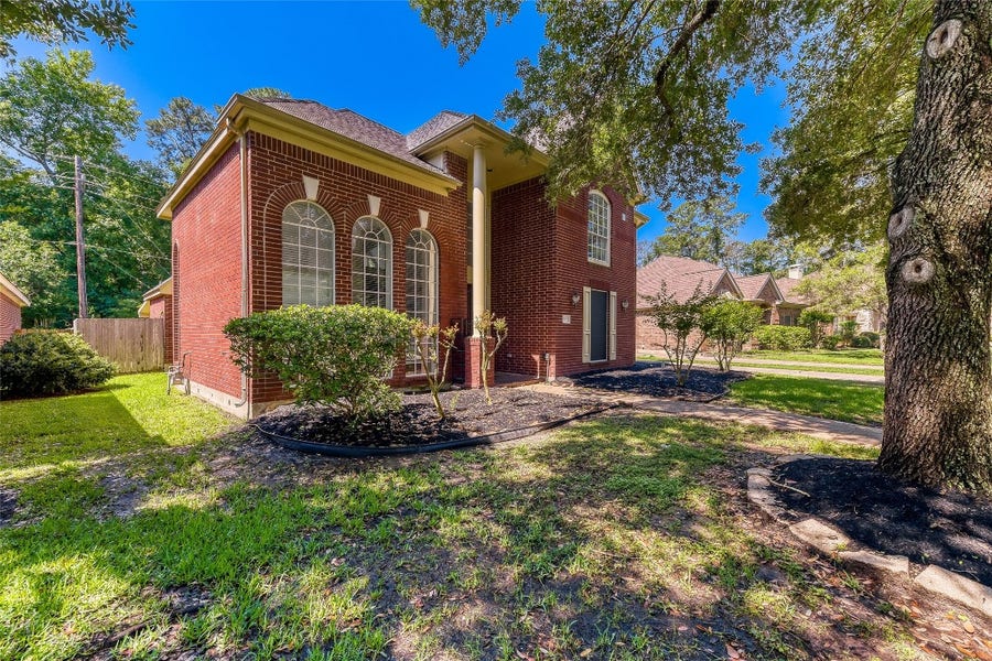 Property photo for 20119 Forest Drive, Spring, TX