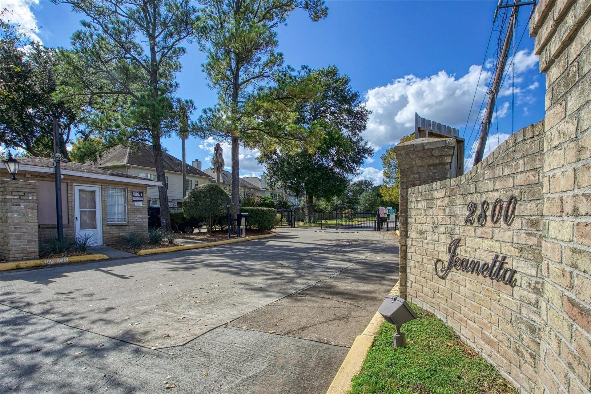 2800 Jeanetta Street, #709, Houston, TX 77063 2800 Jeanetta Street, #709, Houston, TX 77063