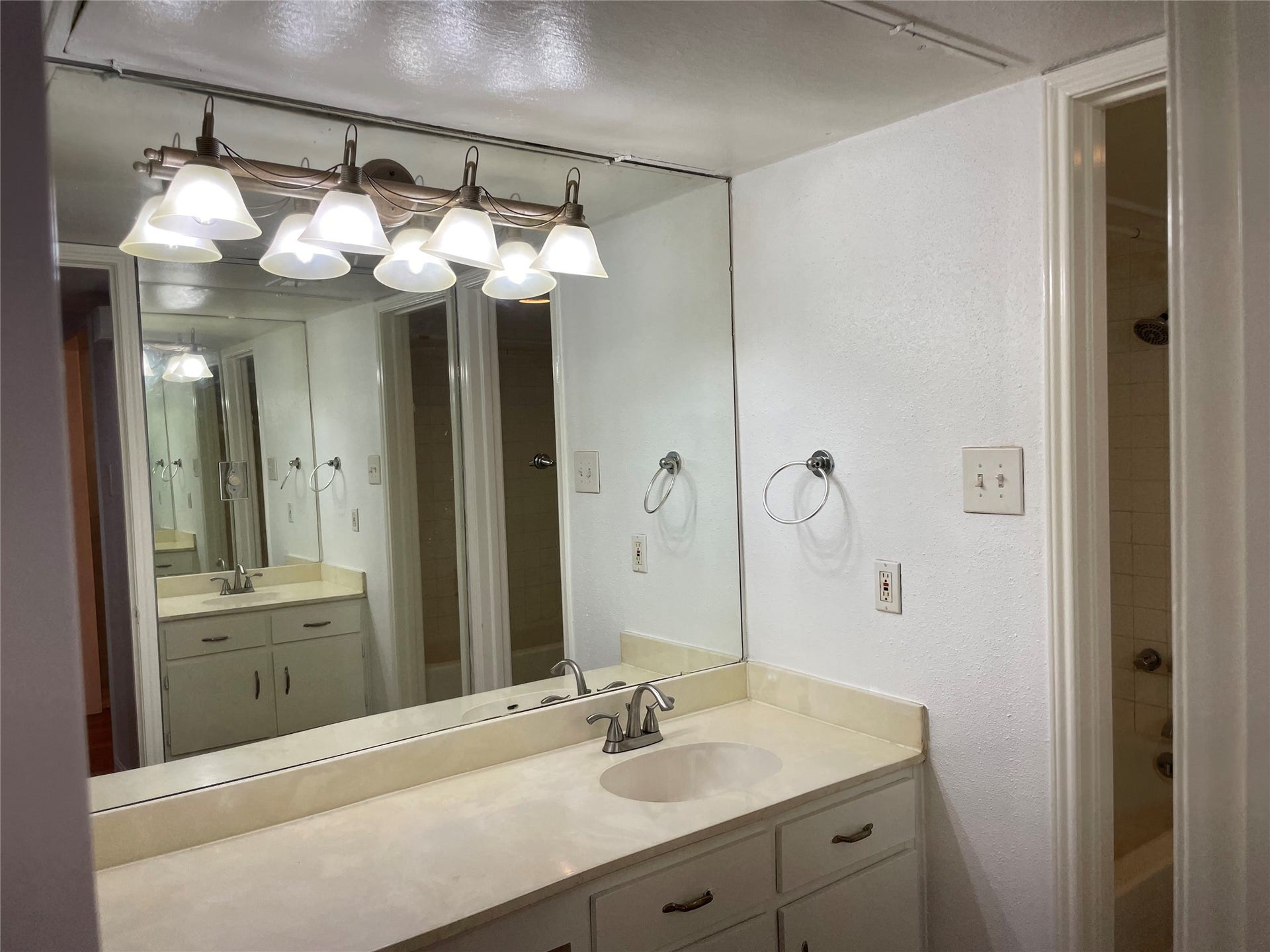 2100 Tanglewilde Street, #597, Houston, TX 77063 2100 Tanglewilde Street, #597, Houston, TX 77063