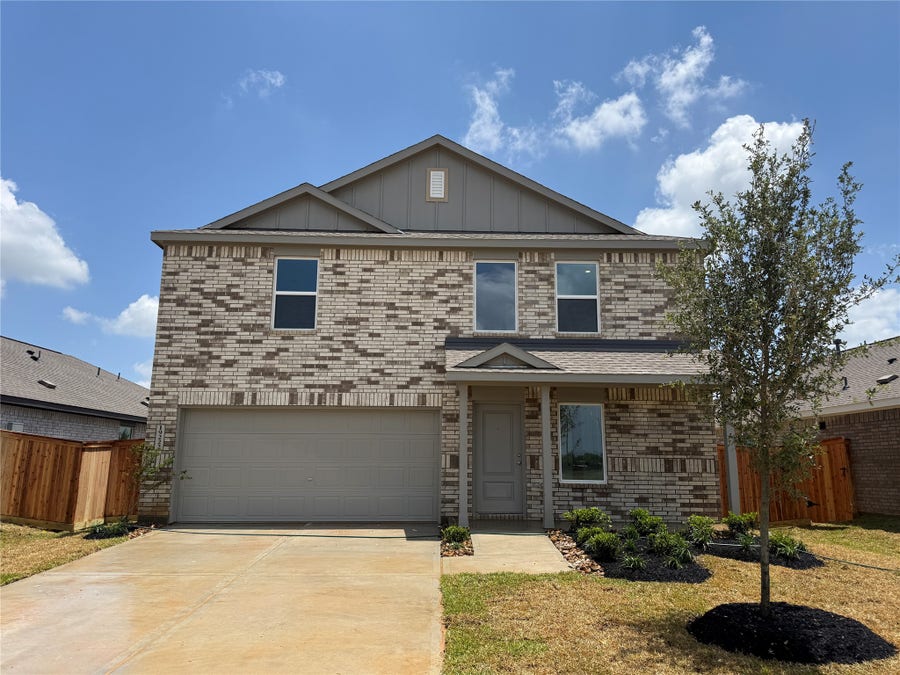 Property photo for 19222 Saint Green Drive, Hockley, TX
