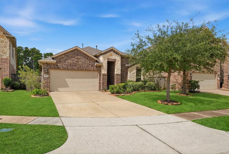 Property photo for 9906 Deborah Colony Lane, Humble, TX