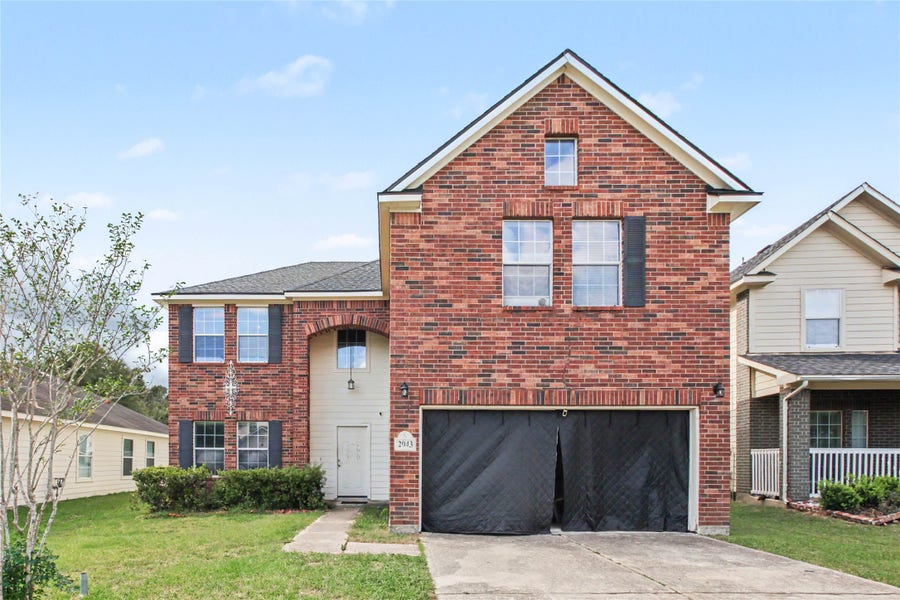 Property photo for 2043 Briar Grove Drive, Conroe, TX