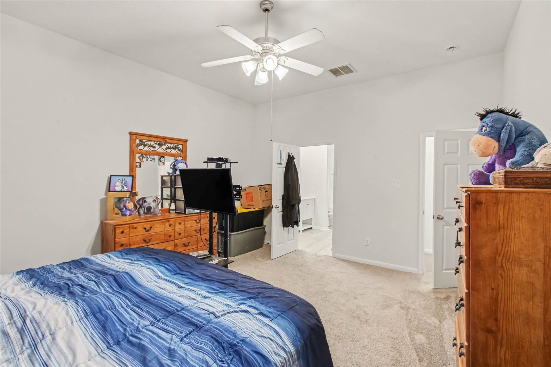 2043 Briar Grove Drive, Conroe, TX 77301