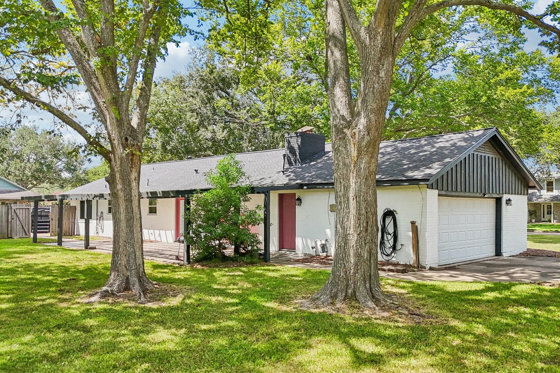 101 W Larkspur Drive, Alvin, TX 77511 101 W Larkspur Drive, Alvin, TX 77511