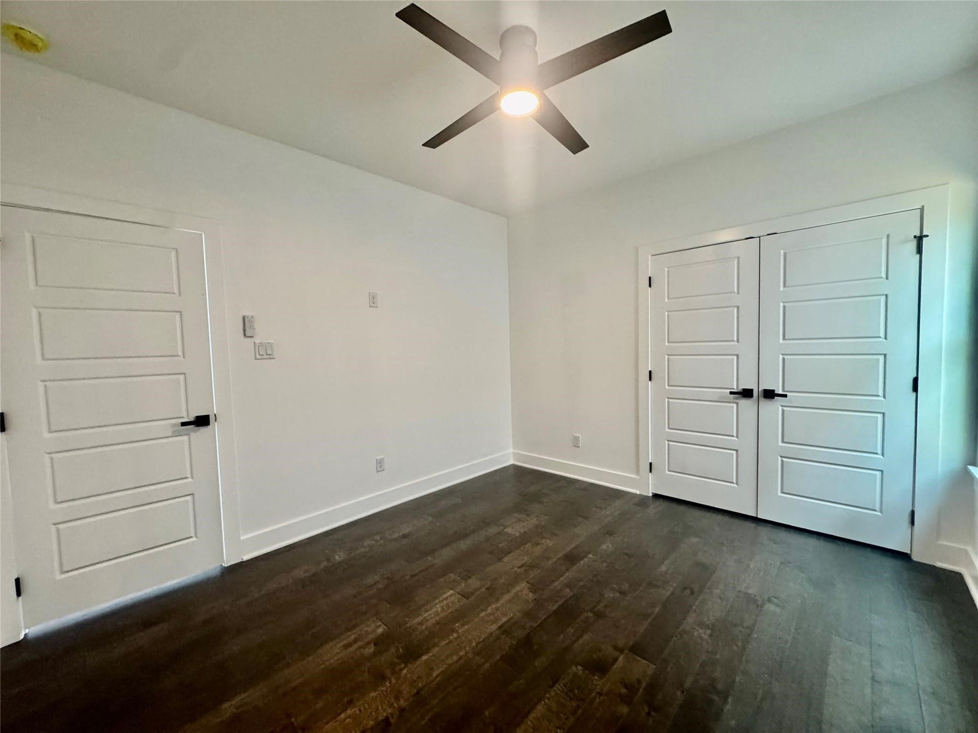 6928 Paris, Houston, TX 77021 6928 Paris, Houston, TX 77021