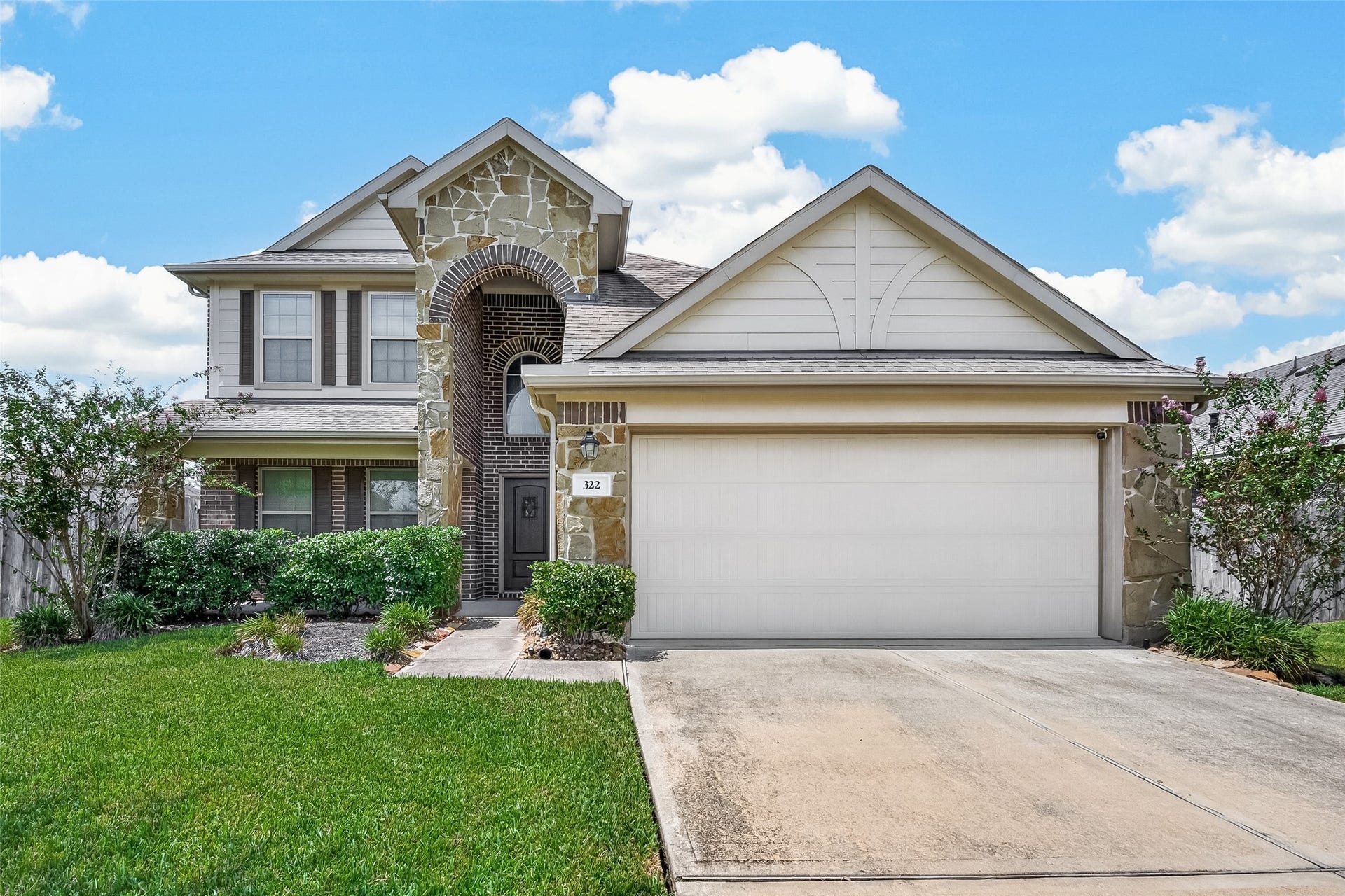 322 Marble Springs Lane, La Marque, TX 77568 322 Marble Springs Lane, La Marque, TX 77568