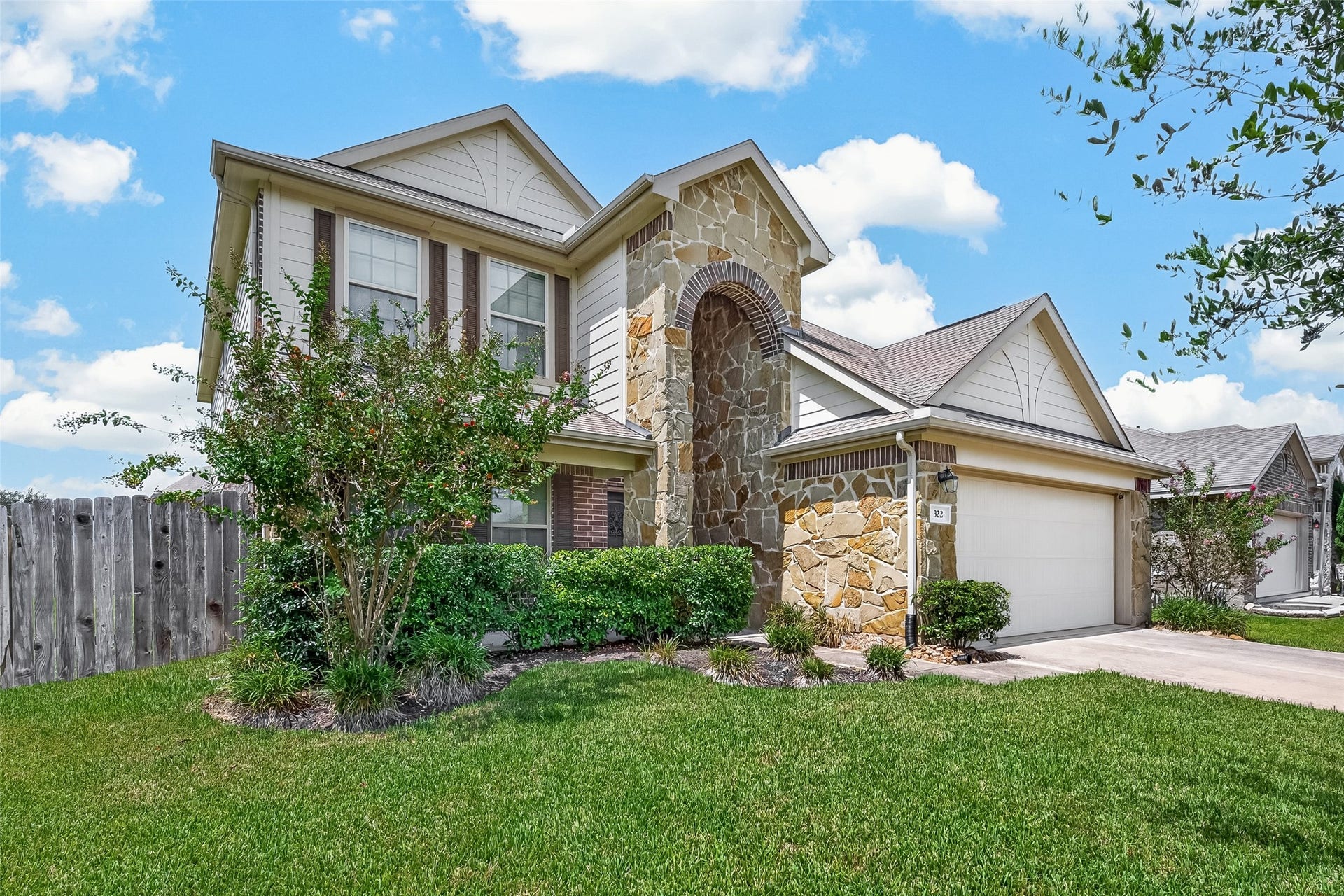 322 Marble Springs Lane, La Marque, TX 77568 322 Marble Springs Lane, La Marque, TX 77568