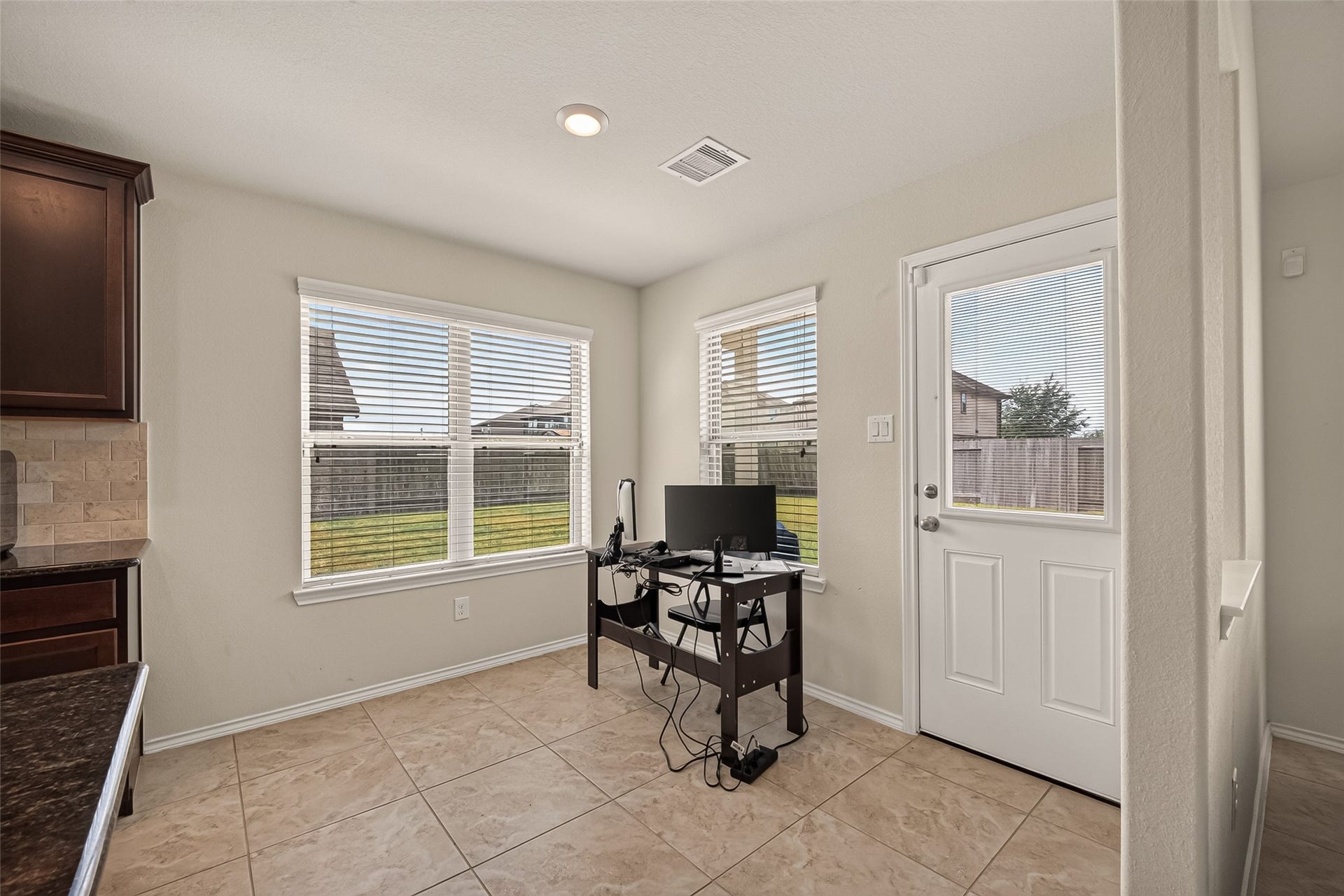 322 Marble Springs Lane, La Marque, TX 77568 all walls have been painted back grey neutral matching all of the walls