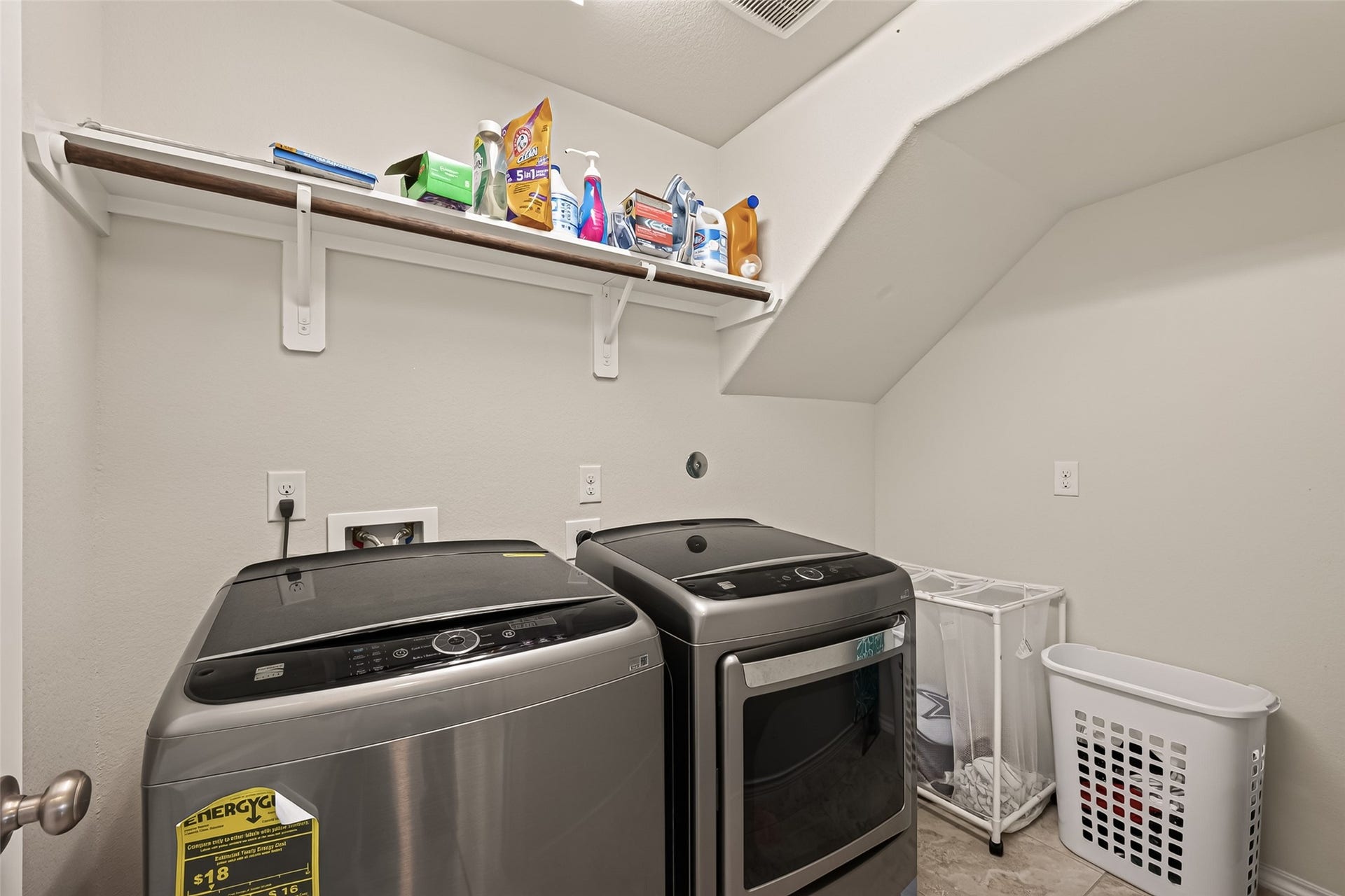 322 Marble Springs Lane, La Marque, TX 77568 322 Marble Springs Lane, La Marque, TX 77568