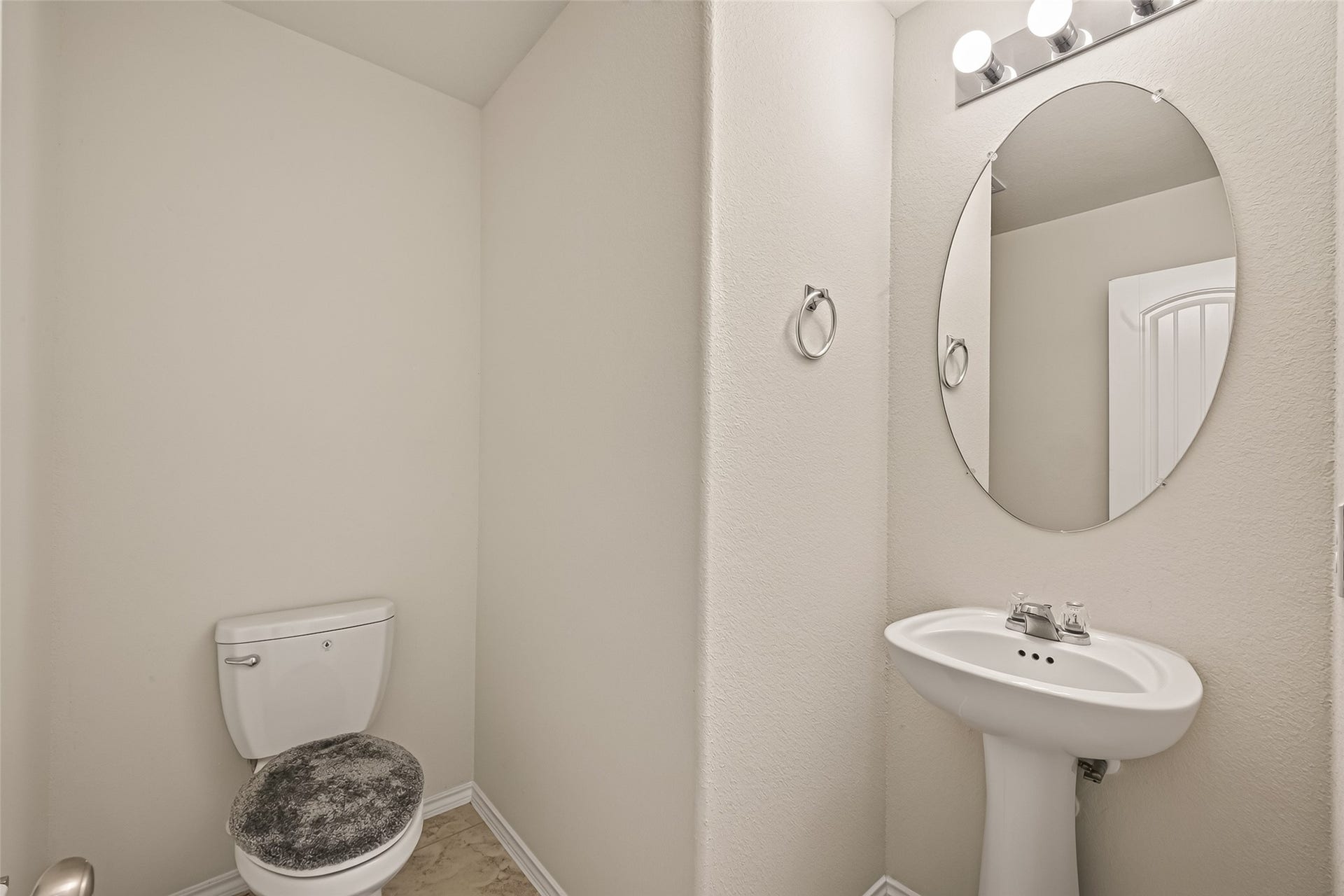 322 Marble Springs Lane, La Marque, TX 77568 322 Marble Springs Lane, La Marque, TX 77568