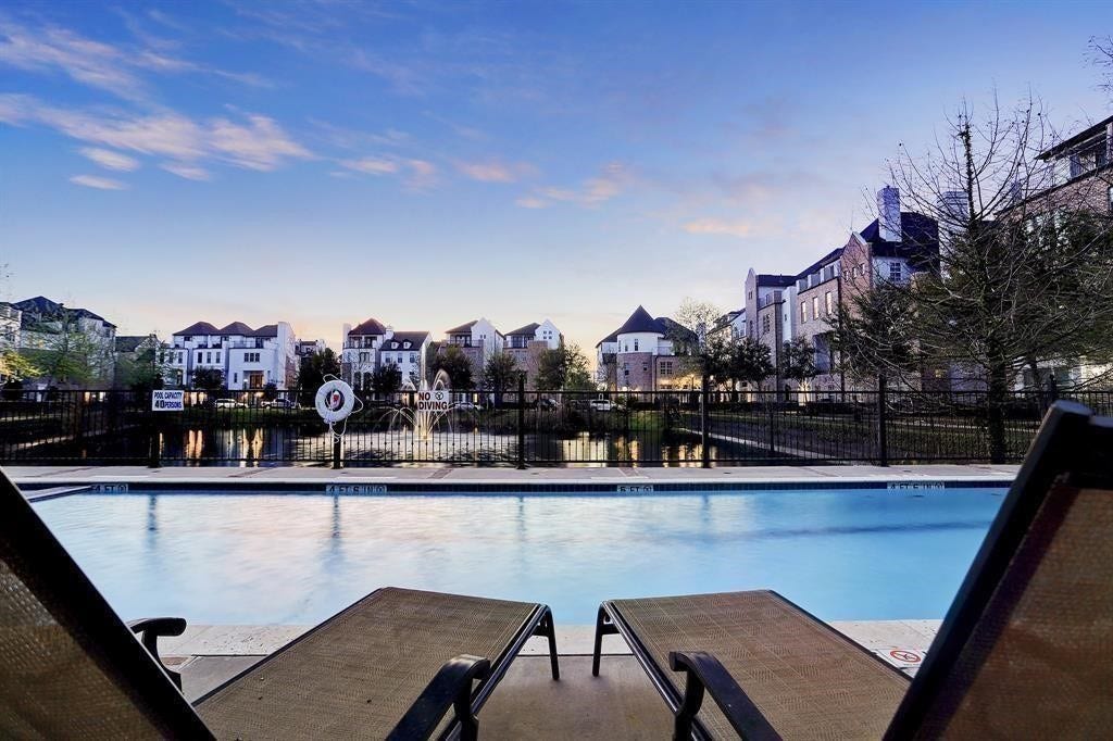 2018 Covent Garden Station, Houston, TX 77045 Community Pool has views of the Community Lake!