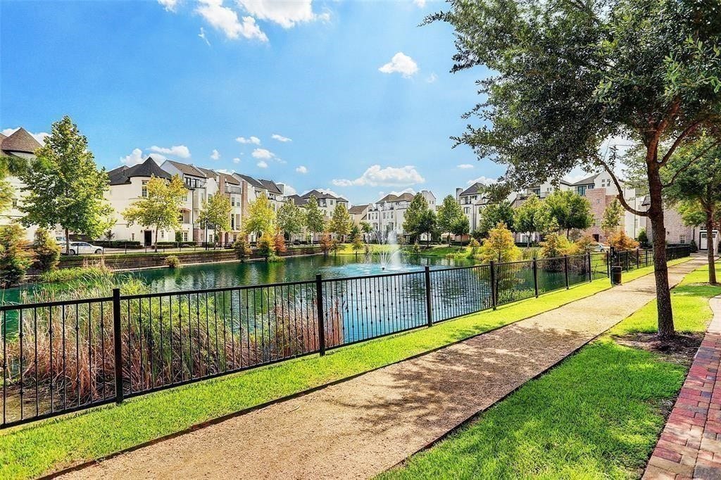 2018 Covent Garden Station, Houston, TX 77045 One of TWO beautiful lakes in Fannin Station. A jogging trail surrounds the lake.