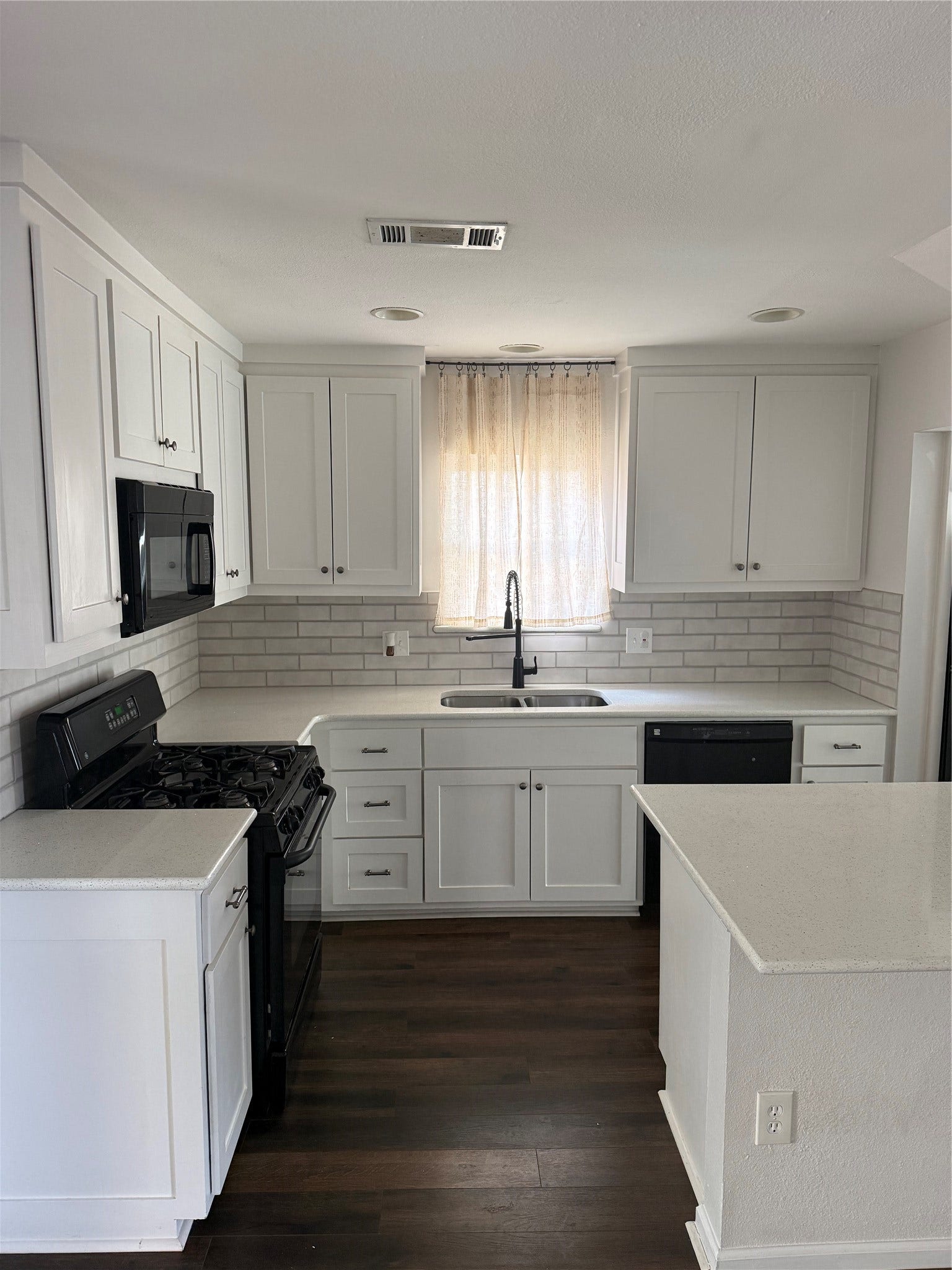 1406 Kirwin Street, Galveston, TX 77551 1406 Kirwin Street, Galveston, TX 77551