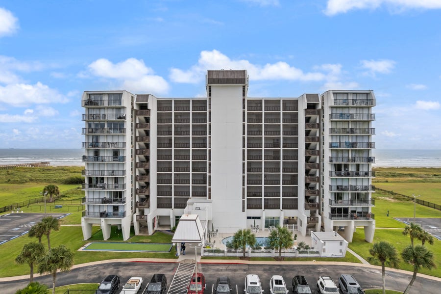 Property photo for 415 E Beach Drive, #309, Galveston, TX