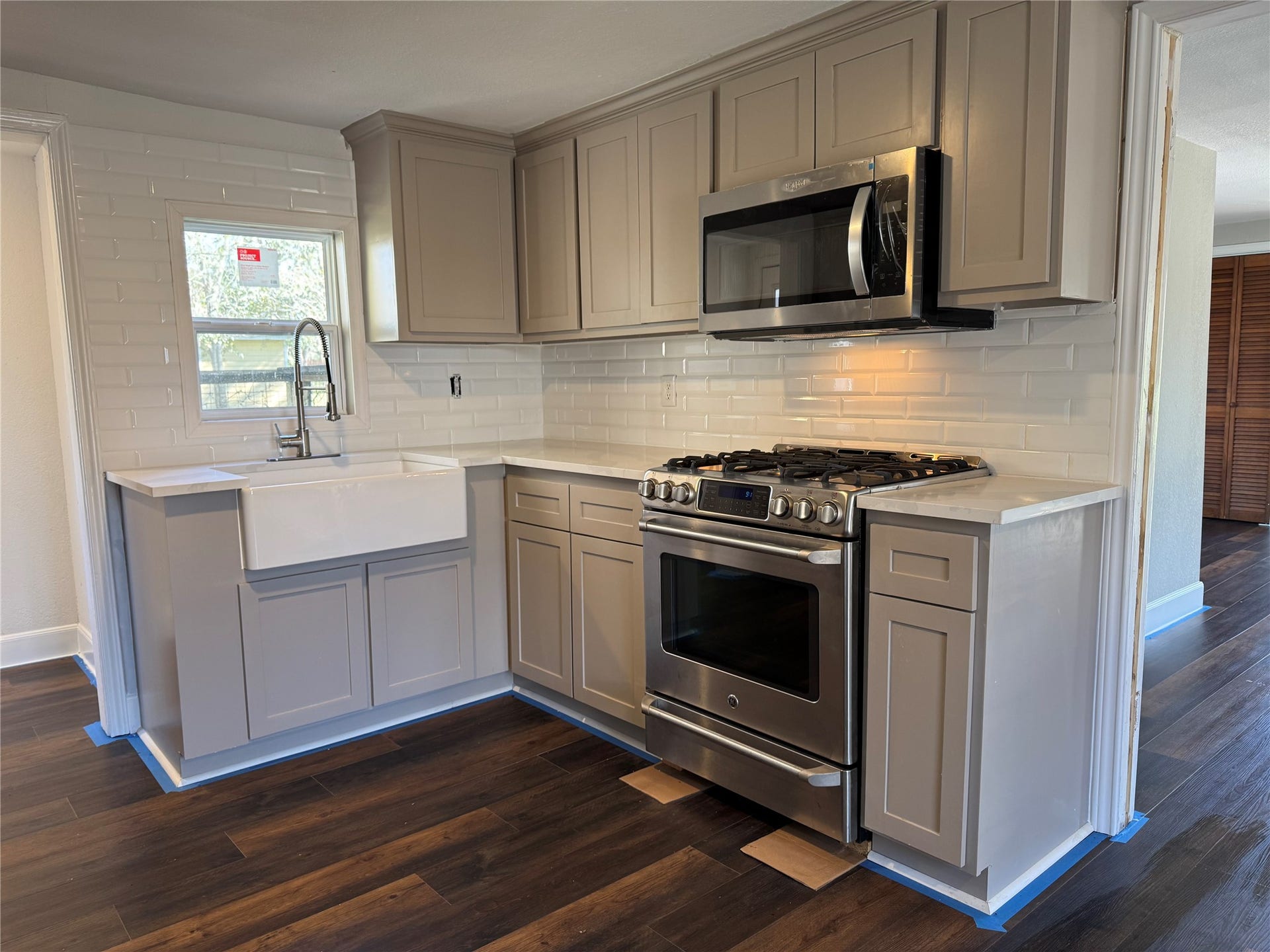 7356 Cayton Street, Houston, TX 77061 7356 Cayton Street, Houston, TX 77061
