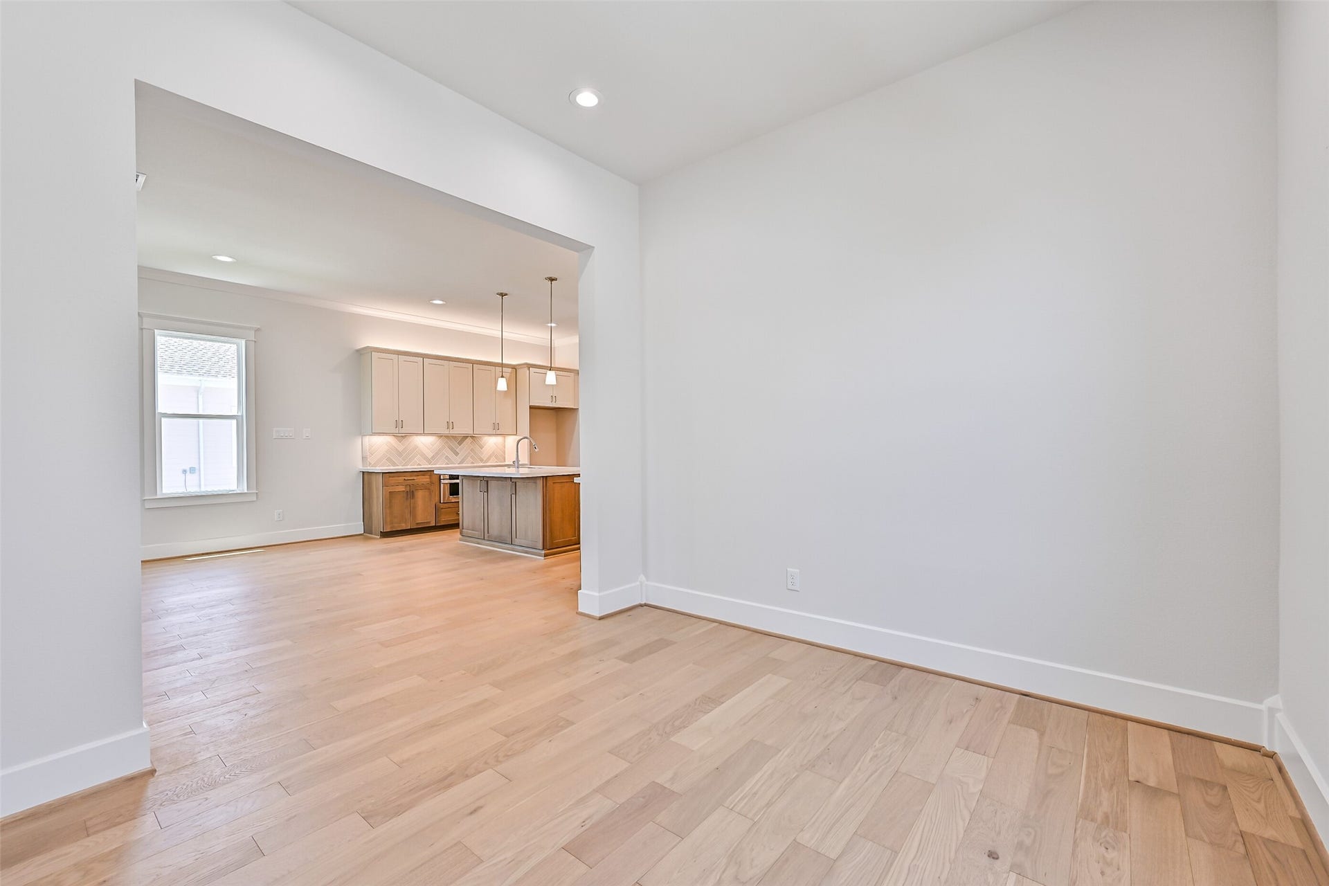 5 Sunset Street, Galveston, TX 77554 5 Sunset Street, Galveston, TX 77554