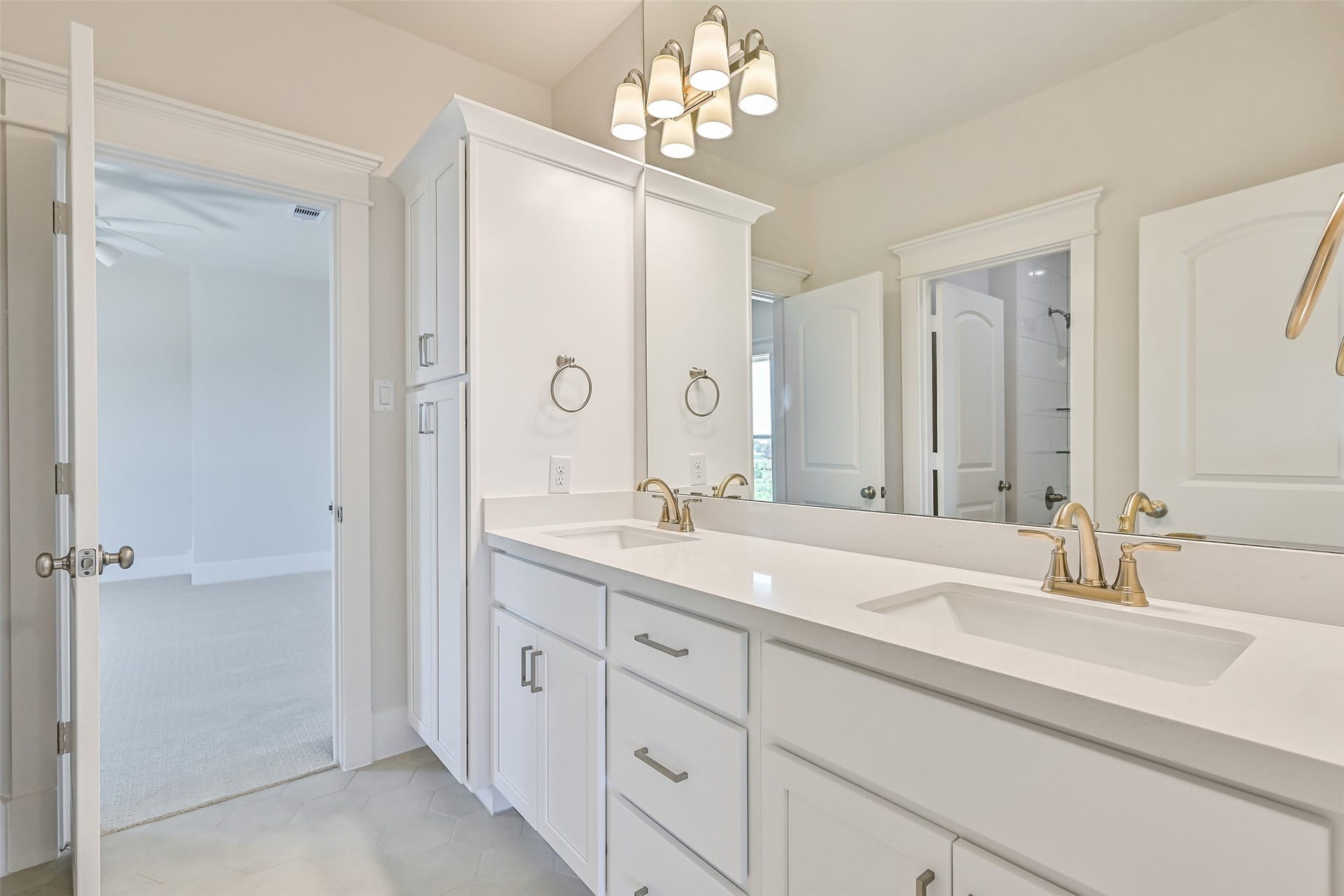 5 Sunset Street, Galveston, TX 77554 5 Sunset Street, Galveston, TX 77554