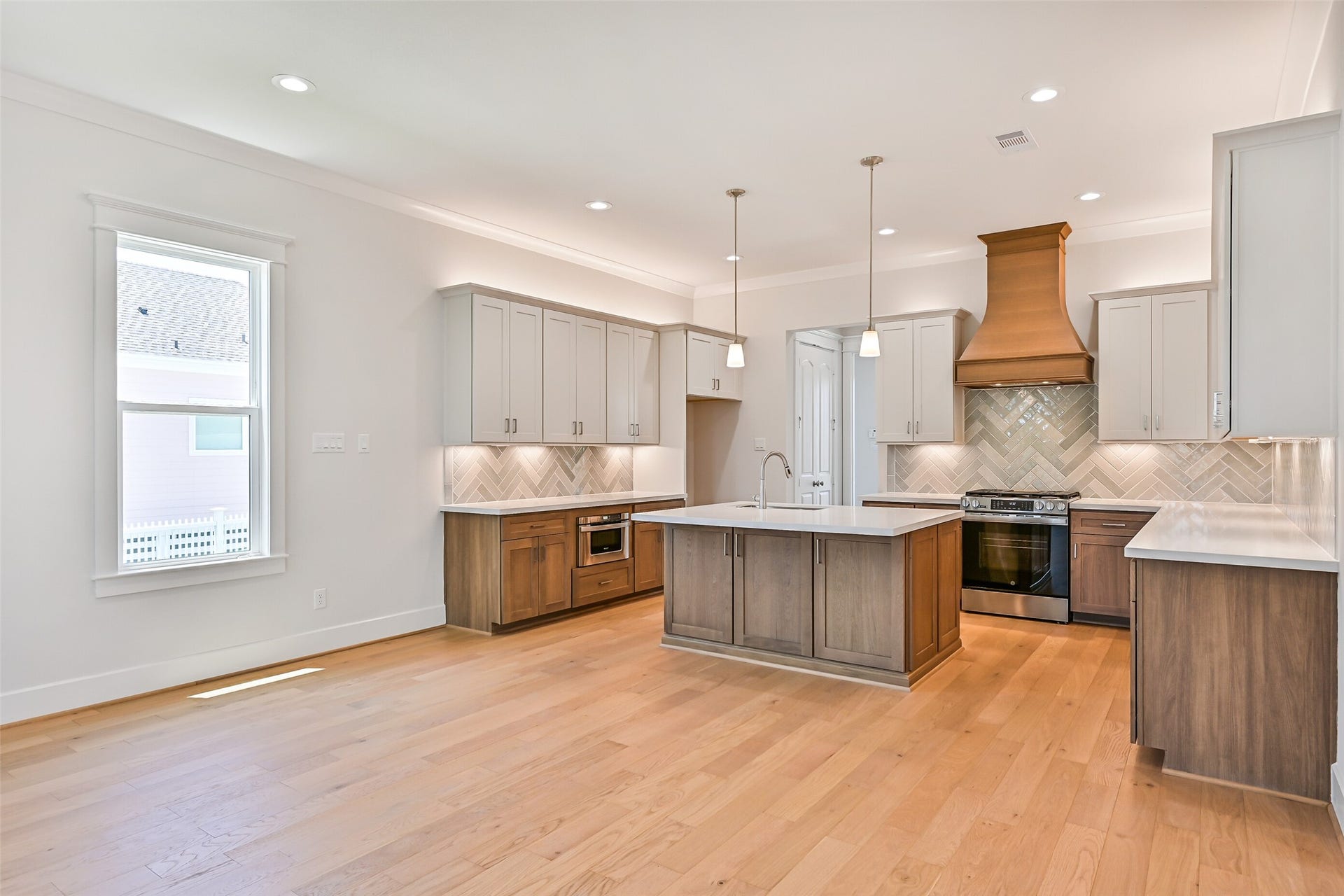 5 Sunset Street, Galveston, TX 77554 5 Sunset Street, Galveston, TX 77554