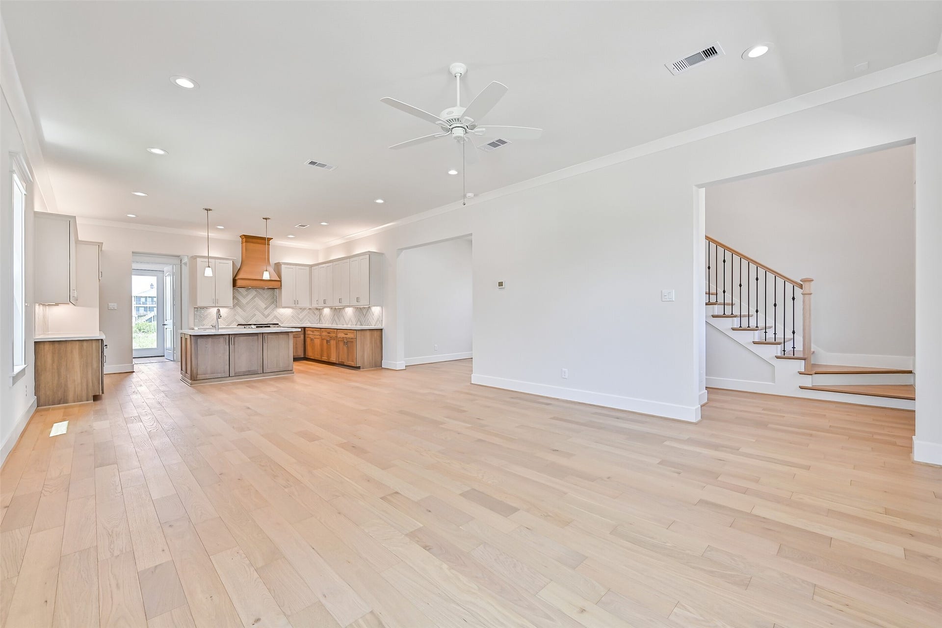 5 Sunset Street, Galveston, TX 77554 5 Sunset Street, Galveston, TX 77554