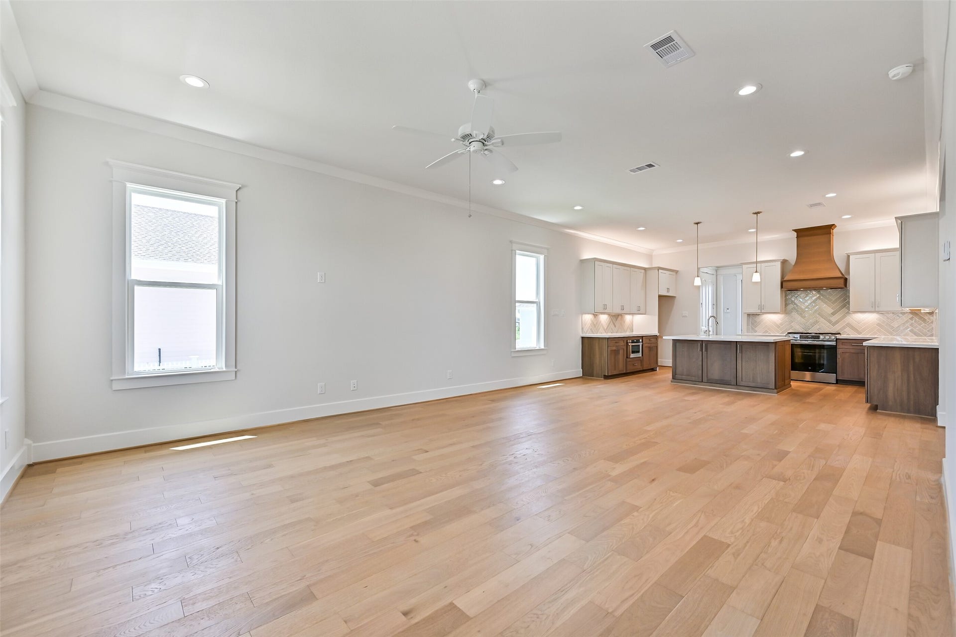 5 Sunset Street, Galveston, TX 77554 5 Sunset Street, Galveston, TX 77554