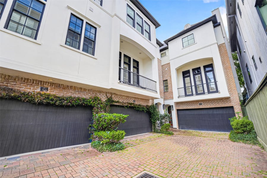 Property photo for 308 W Bell Street, Houston, TX