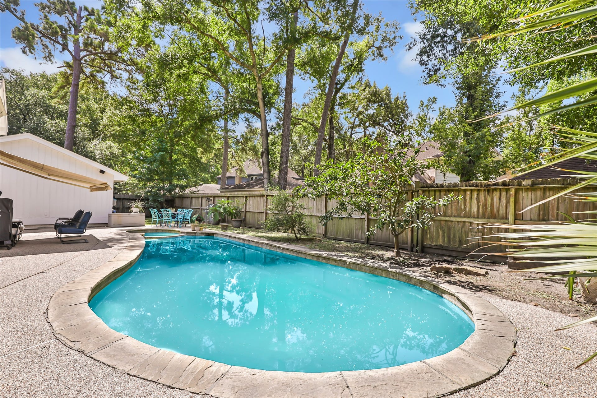 3714 Swift Creek Drive, Kingwood, TX 77339 Beautiful pool!