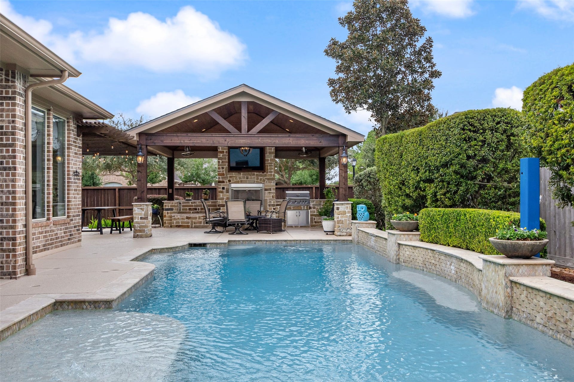 21114 W Kelsey Creek Trail, Cypress, TX 77433 Beautiful outdoor setting. Looking across the pool/spa is the covered pergola.