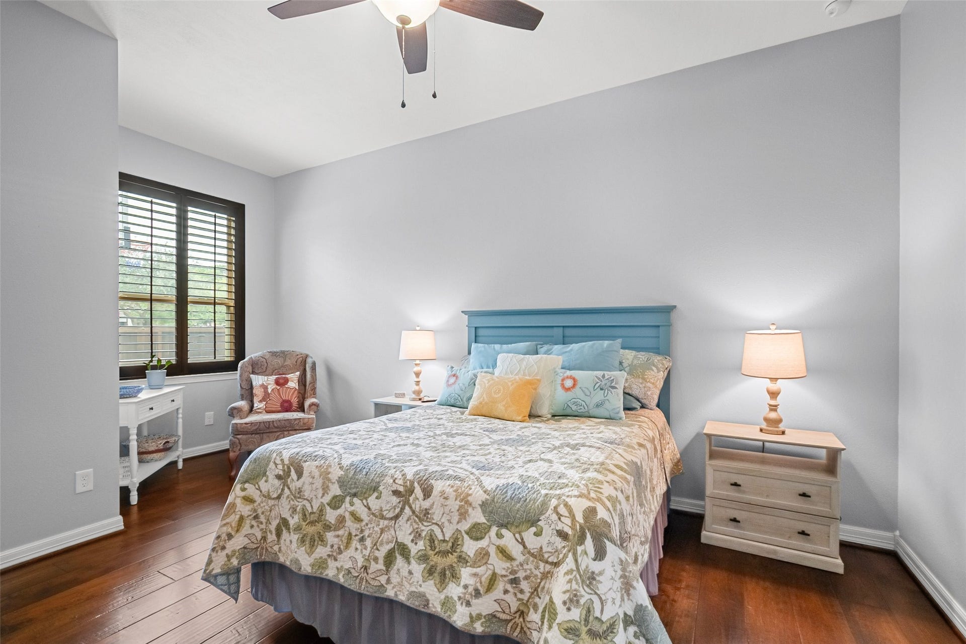21114 W Kelsey Creek Trail, Cypress, TX 77433 This is a secondary bedroom that connects via a en-suite bathroom to another bedroom.