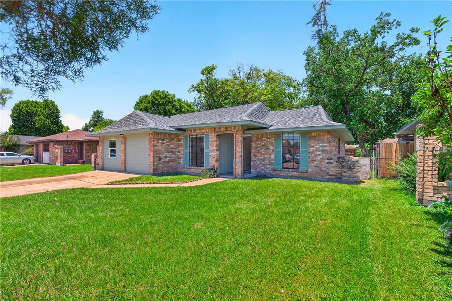 Property photo for 2026 Bunzel Street, Houston, TX