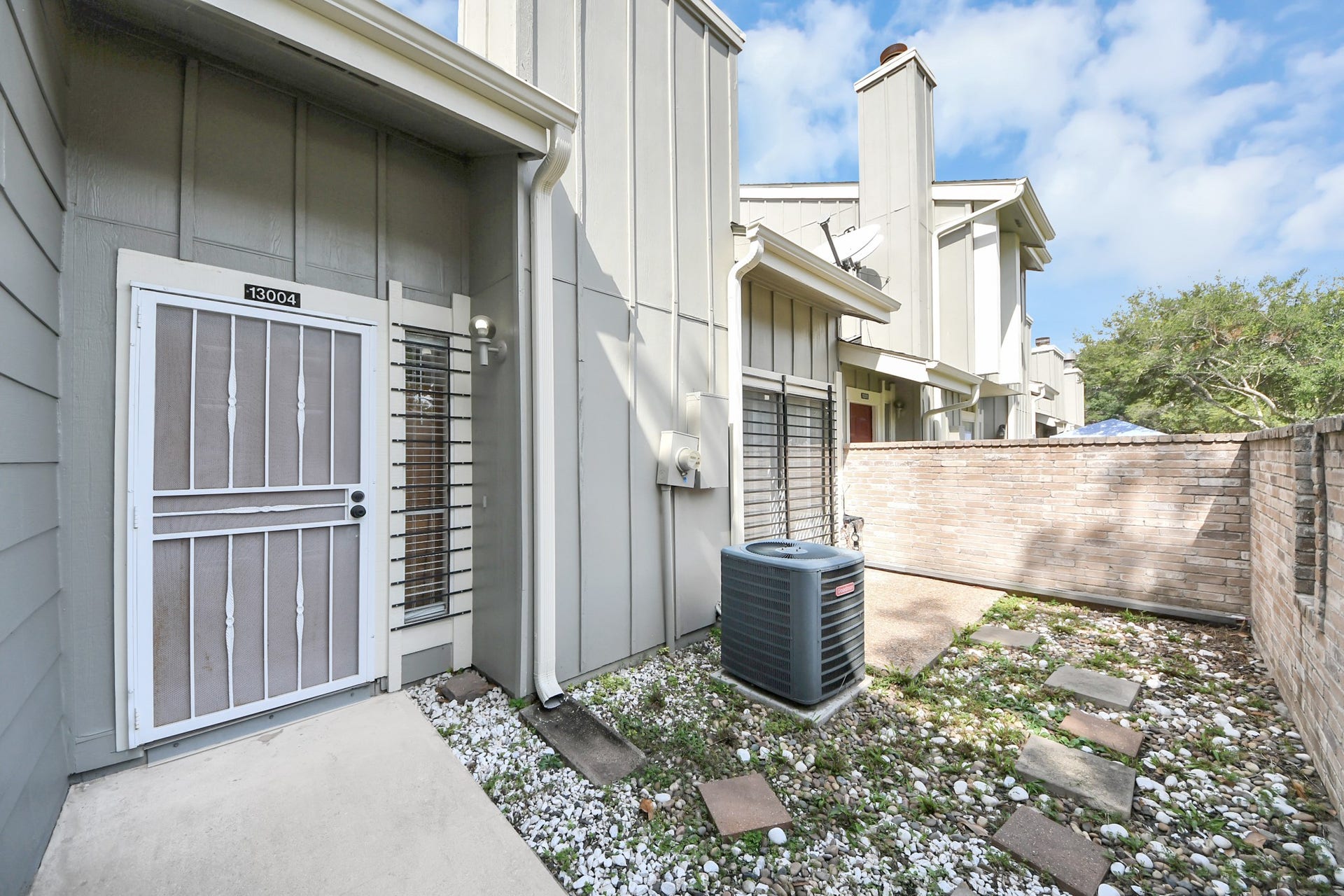 13004 Wirevine Lane, Houston, TX 77072 13004 Wirevine Lane, Houston, TX 77072