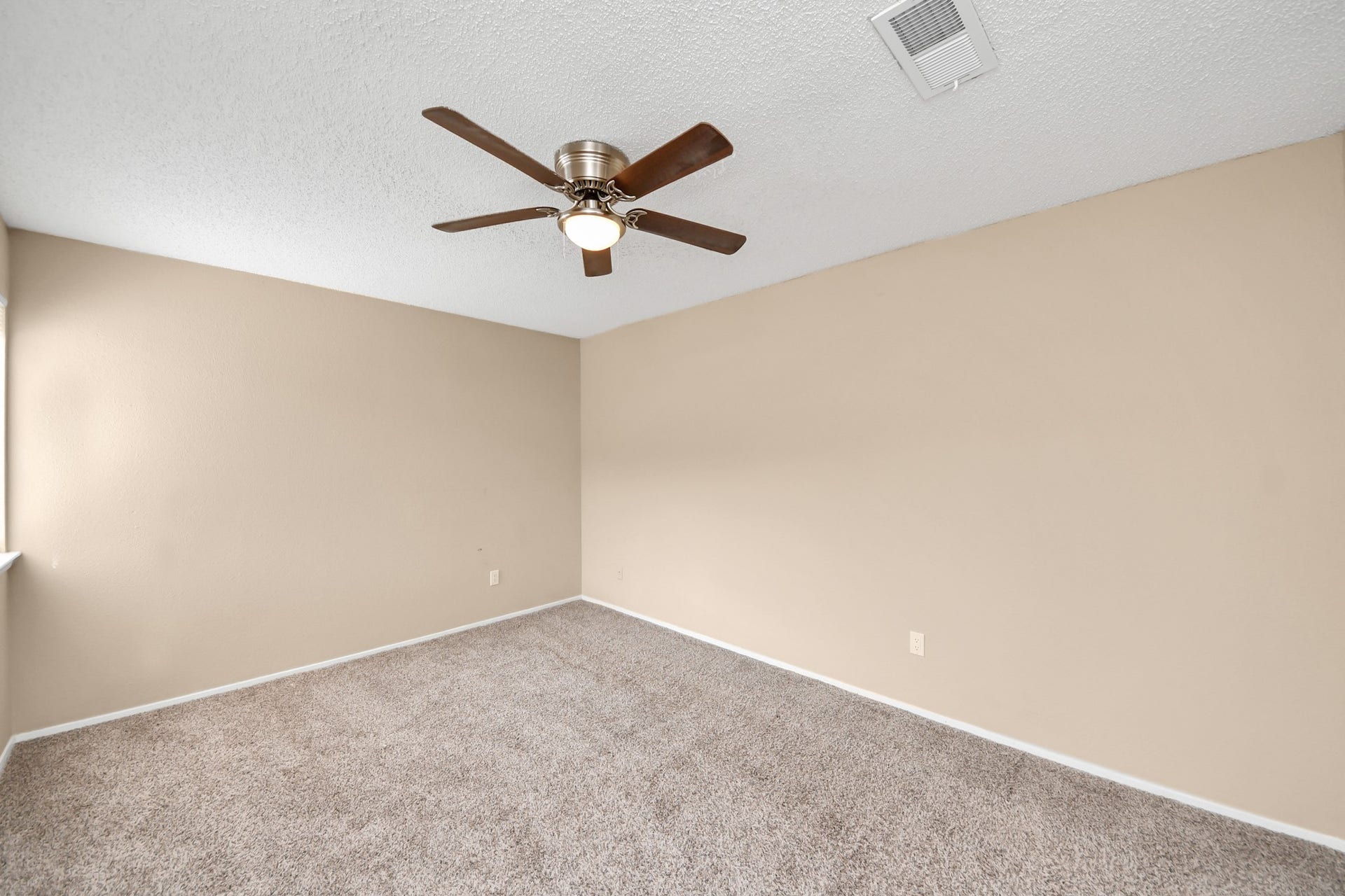 13004 Wirevine Lane, Houston, TX 77072 13004 Wirevine Lane, Houston, TX 77072