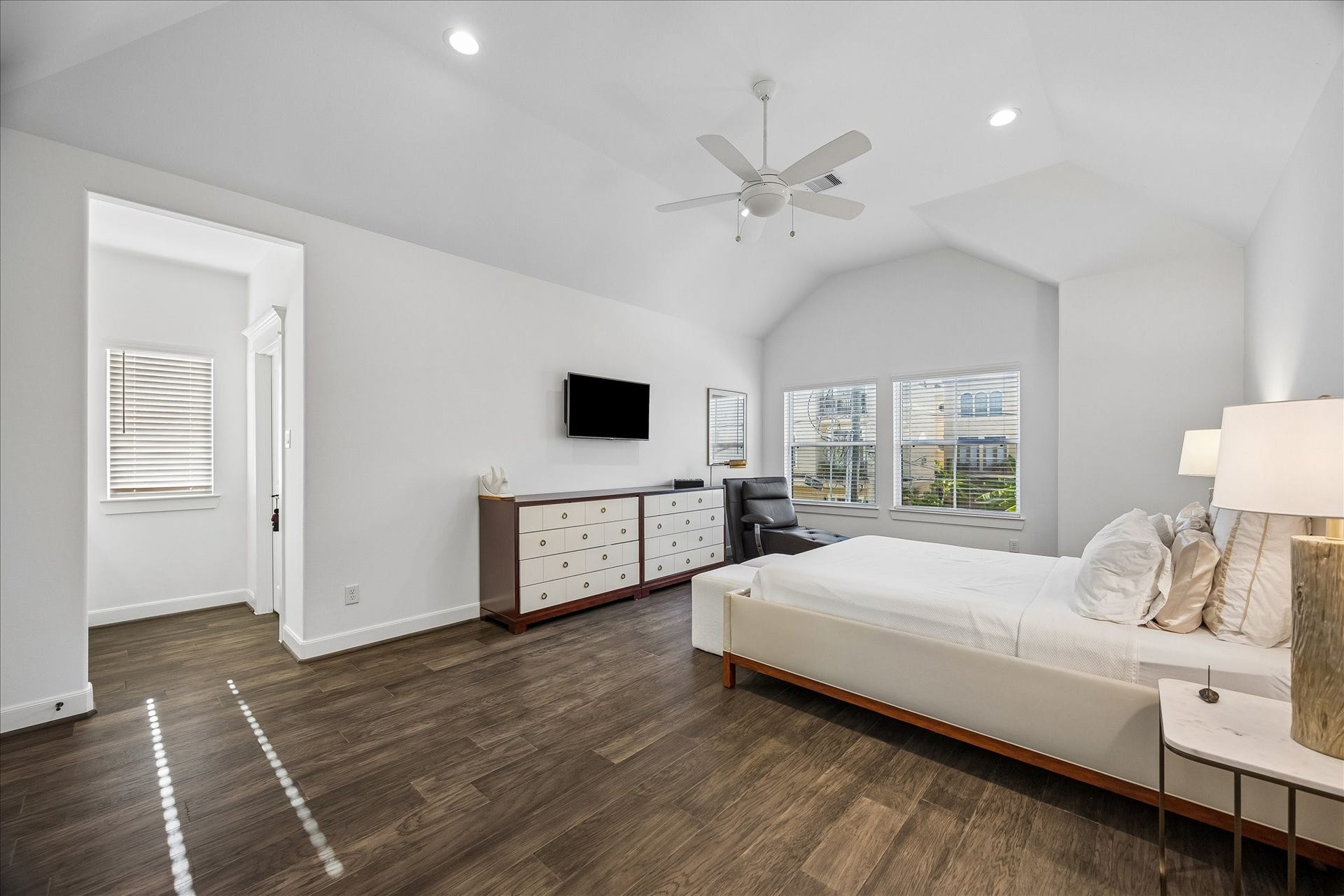 1727 Michigan Street, Houston, TX 77006 1727 Michigan Street, Houston, TX 77006